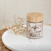 Load image into Gallery viewer, Pot de sel de bain en verre avec couvercle en bambou, cristaux et fleurs séchées