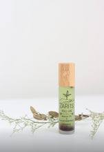 Load image into Gallery viewer, Roll-on aux huiles essentielles, flacon vert à bille avec bouchon en bambou