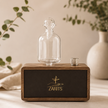 Charger l'image dans la galerie, Diffuseur à nébulisation pour huiles essentielles, base en bois et flacon en verre
