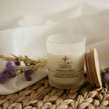 Charger l'image dans la galerie, Bougie parfumée en pot blanc avec couvercle en bois et étiquette ZARITIS