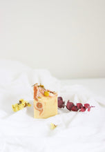 Load image into Gallery viewer, Eucalyptus, chamomile & lavender soap