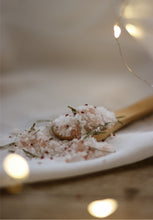 Load image into Gallery viewer, Coniferous bath salt - Relaxation in the forest