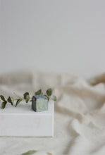 Charger l'image dans la galerie, Masque à l’argile solide - peau grasse et mixte