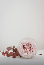 Charger l&#39;image dans la galerie, Beurre fouetté exfoliant à la lavande et à l&#39;hibiscus
