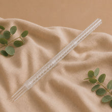Load image into Gallery viewer, Tuteur transparent pour mousse de sphaigne, tige pointue avec relief treillis.
