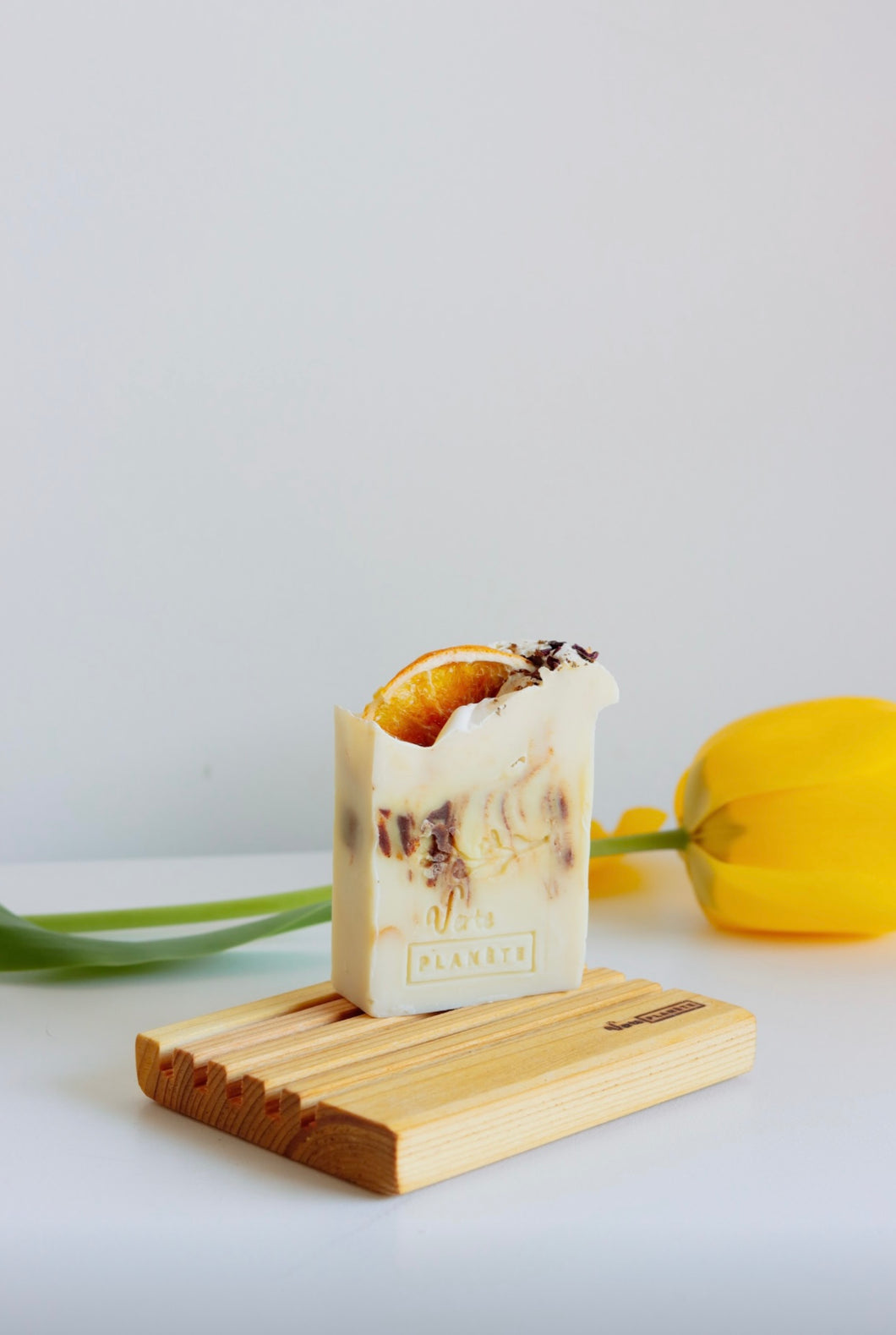 Savon aux agrumes & au curcuma