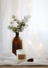 Load image into Gallery viewer, Evergreen candle
